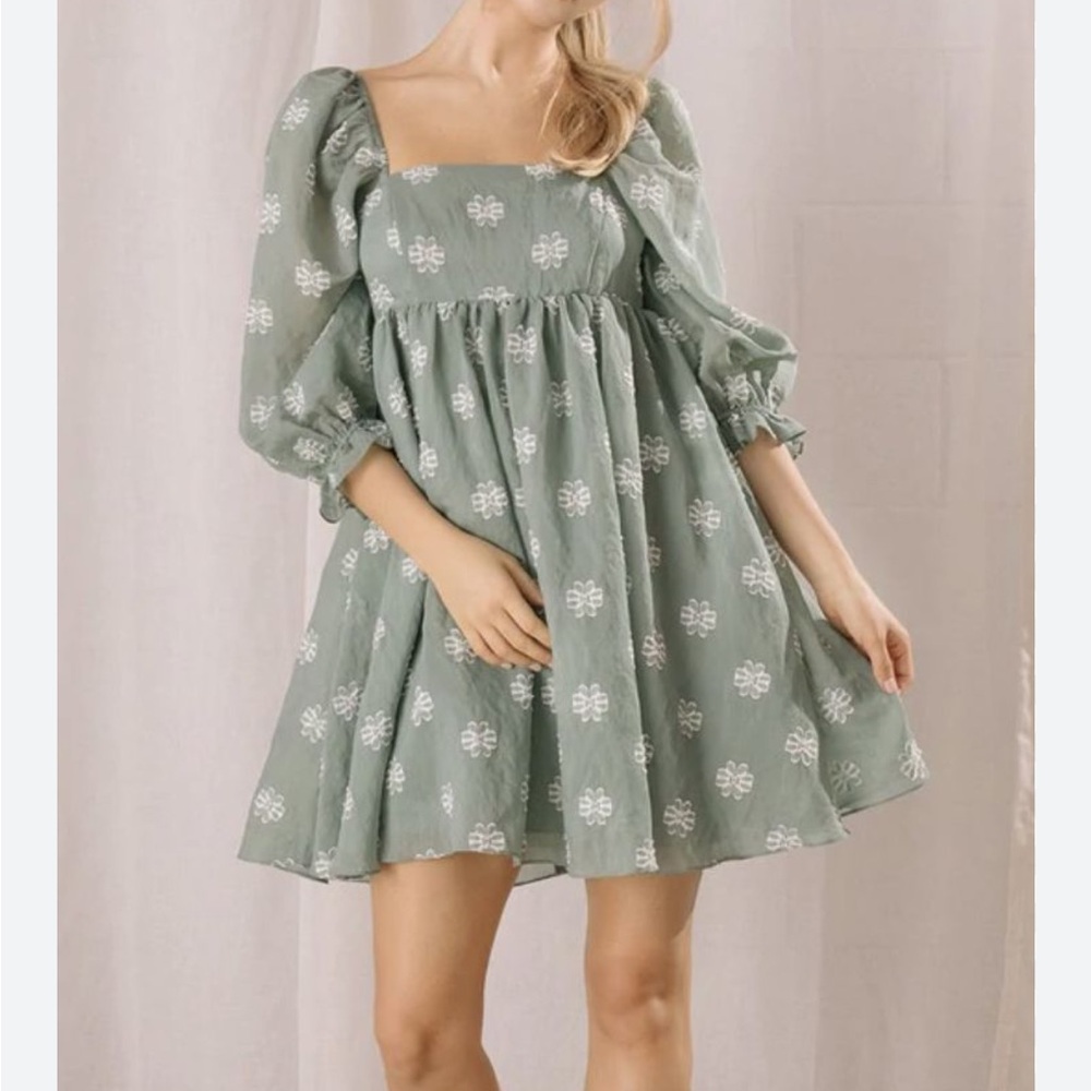 Storia Green and White Mini Sundress with Bishop Sleeves